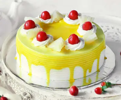 Golden tropic cake